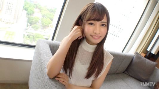 SIRO-4558 【初拍】【天真爛漫】【超美腿×小巧美臀】這名纖細的美少女將她那緊實的小美臀對著鏡頭，露出拼命的表情。現役大學生的認真性愛在本篇中！ 透過網路報名AV→AV體驗拍攝 1572