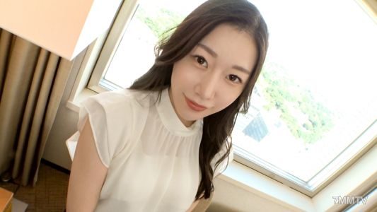 SIRO-4613 【First Time】【Fair Skin Nude】【Distort the Innocent Face】A slender, fair-skinned receptionist who seems demure. She writhes her thin waist and when she&quots penetrated deeply from behind, she screams out her orgasm.. Apply for AV online → AV Experien
