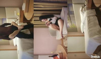 2021-10-19 Xunhua의 오랜 친구이자 좋은 페디큐어 여성 기술자 인 Xiaoma는 그녀의 속옷을 통해 그녀의 경혈을 문지르고 카메라 앞에서 그녀의 머리를 누르고 끼어 들었고 클로즈업은 그녀의 경혈을 손가락으로 문지르고 말을 타면서 일어 서서 때렸습니다. 그녀의