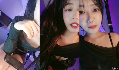 &quot오타쿠 ✅최고의 복지 ✅나눔&quot 여름엔 알몸춤은 당연히 봐야지! 섹시한 아름다운 소녀 [양자리] 개인 촬영