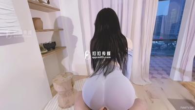 【AI画質向上】こうこうメディア FSOG-069 超人気 91歳 ネットセレブ 女神は星空を見ず ヨガお姉さん有酸素運動