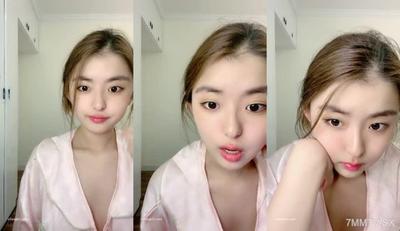 Spoiling at home during the holidays, student girl, [Just call it good], receiving a gift and dew point, too young to start masturbating immediately, living expenses for the next semester
