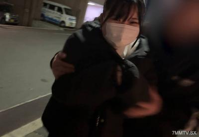 FC2-PPV 4619584 【新手18歲】可愛又超敏感!臉上看不出來的最佳巨屁股,享受深入子宮口的大量內射!※評論贈品有※