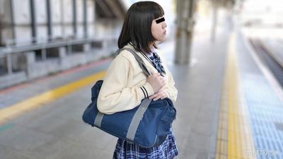 030125_01 The schoolgirl at her prime who"s being targeted