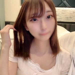 fc2-ppv 4728812 【露臉】清純又色的妹子被我偷拍了!她什麼都聽我的話,讓我在她男友面前內射,幸福感爆棚。(有效期限)