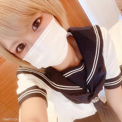 fc2-ppv 4739180 【無修正】★美女學生的捷徑被大叔玩弄陽具而失去理智！騎馬式插入讓她自己全力搖動腰部，騎乘位暴發內射射精！！