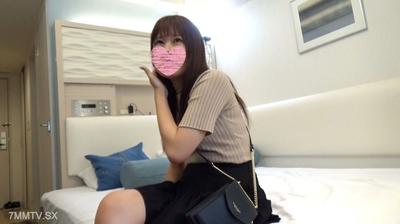 fc2-ppv 4867356 [一發拍攝]在應用程式上找到剛來東京的新人美女OL，她為了和遠距戀愛中的男友保密而來內射(SSN-53) | FC2電子市場