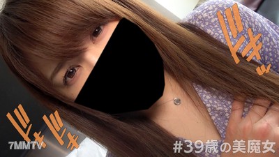 fc2-ppv 1414607 個撮）美魔女の潮吹きぶしゃぁぁあ！バスト92センチGカップのばりエロ美ボディ！何度も痙攣しながらイキまくる美熟女えちえちハメ撮り！