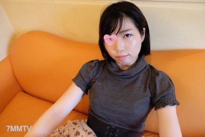 fc2-ppv 1431409 【モ無 初拍】認真的書店員小夏,22歲。從她那看似認真的外表完全想不到竟然有這麼色情的一面,讓人感到巨大的反差萌。這是一小時的個人拍攝影片。