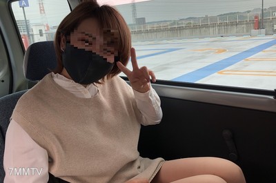 fc2-ppv 1831470 在車內成為口交講習＆練習台後，技巧太好讓人感到舒服，結果一發射精就全吞下去☆23歲女大學生梨沙