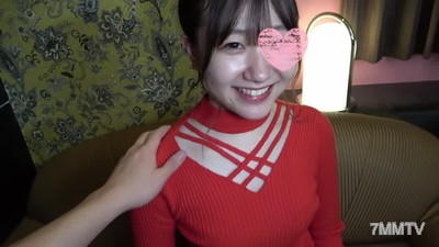 fc2-ppv 1913586 「請刪除拍下的東西...」19歲現役偶像菜鳥，穿紅色衣服很合身的纖細美少女被未經授權販賣。 在追求夢想的純真少女臉上大量射精。