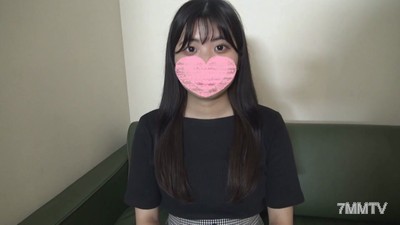 fc2-ppv 1934572 18歲的優等生。身高148公分的献身籃球隊經理。被巧言令色欺騙,被插入陰莖,濃厚精液在口中大量射出!