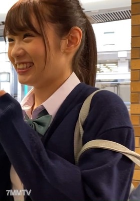 fc2-ppv 2125497 ※刪除注意【非法】大小姐女校二年級，對父母保密的偷拍+露臉 ※立即刪除