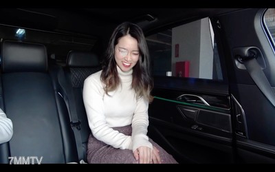 fc2-ppv 2812444 【유부녀 차 안에서 불륜】이런 미인 아내가 실제로 존재했어！！압도적인 미모로 노년의 자지를 빨아올려 순식간에 사정시켜버린다