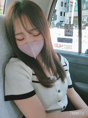 fc2-ppv 3037045 【Archive Work/Leak】A slender, fair-skinned, and highly sensitive junior girlfriend. While listening to her boyfriend"s complaints, she is led into the room while having sex, and he ejaculates inside her vagina.