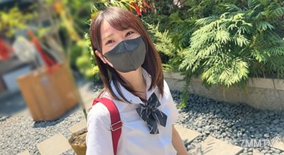 fc2-ppv 3081022 ※數量限定※【貧乳的極致】鬼可愛！B罩杯小奶妹・まいちゃん18歲 一開始就口交抽出 超敏感乳頭讓陰道大洪水⇒內射＆臉射