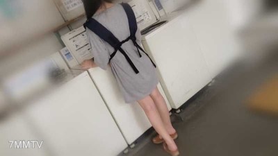fc2-ppv 3083428 【個人】單身房生活的美麗少婦　太過興奮帶著小孩巨乳平時就在這裡看著小孩等待誰來，然後接客維生。違約後內射收利息。