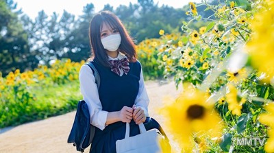 fc2-ppv 3129196 11/23限定!!【未經修改】保留幼稚的白皙清純F罩杯美女學生……用不熟練的手法夾住男性器,享受搖曳的巨乳,並且在無套內射精&口內射精!!