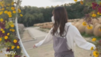 fc2-ppv 3131752 "#56-2" I took pictures of the fluffy flower shop girl in her work clothes. Her pure and seductive expression combined with her obedient personality makes her an angel! After a date in the flower field, we had continuous sex with internal