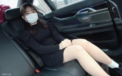 fc2-ppv 3176207 公立女子大學,20歲,素人美女的初次車內口交,從可愛的外表完全無法想像的口技,讓他沒有用手就射精了。最後還讓他喝下去了