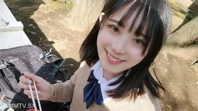 fc2-ppv 1812235 露臉【個拍】縣立商業科③白皙少女。為了大學入學考試參拜～被拍