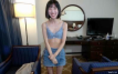 fc2-ppv 3185634 清晰的柔軟女孩，純粹出於興趣參演，短髮變態是真的