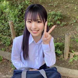 fc2-ppv 3299187 The unadorned smile of pure angel Ayu-chan, 18 years old!