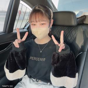 fc2-ppv 3367839 【First Time】This time it&quots also at the extreme age limit, but I couldn&quott hold back with this body type and face. Here is the entire process of a amateur and an elderly person in a car. Not good at blowjobs？ Went raw and finished inside【Ful