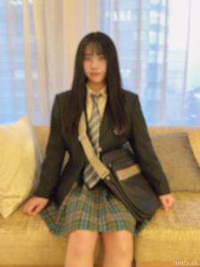 fc2-ppv 3556777 【完全露臉】喜歡濃密體毛的必看!!淚目強暴到處女初次口交中出!有看到這麼可愛的*被做到這樣的影片嗎?