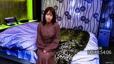 fc2-ppv 4291978 2/22限定500pt!【人妻・巨乳】有故事的M氣質妻子,不顧他人的感受自行處理排泄物。生殖內射+口腔射精。