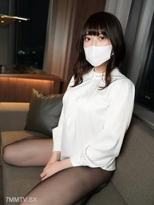 FC2-PPV 4309877 ※首次限量※★素人女獵★色情手機店員・美27歲★發情不止的濕淋淋小穴用光棍插到爆★連續內射