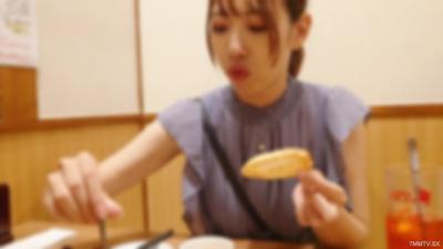 fc2-ppv 4331671 미巨유의 슬렌더 OL이 다시 배신하여 절정에 달한다. 반경 10미터에 퍼진 페로몬에 또 한 번 당황한다. 이중 내사정!
