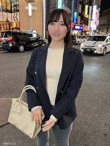 FC2-PPV 4557919 ※首次數量限定※【素人・內射】陰莖會融化的「黏糊糊」粉紅騷穴★好色的白皙美女阿姨・優伊